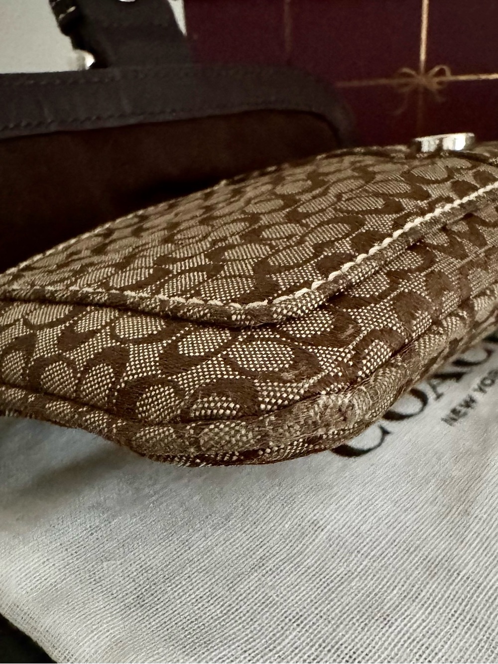 VTG Y2K Coach Soho Khaki Brown Buckle Wristlet W/ Coach Dust Bag - Picture 10 of 11